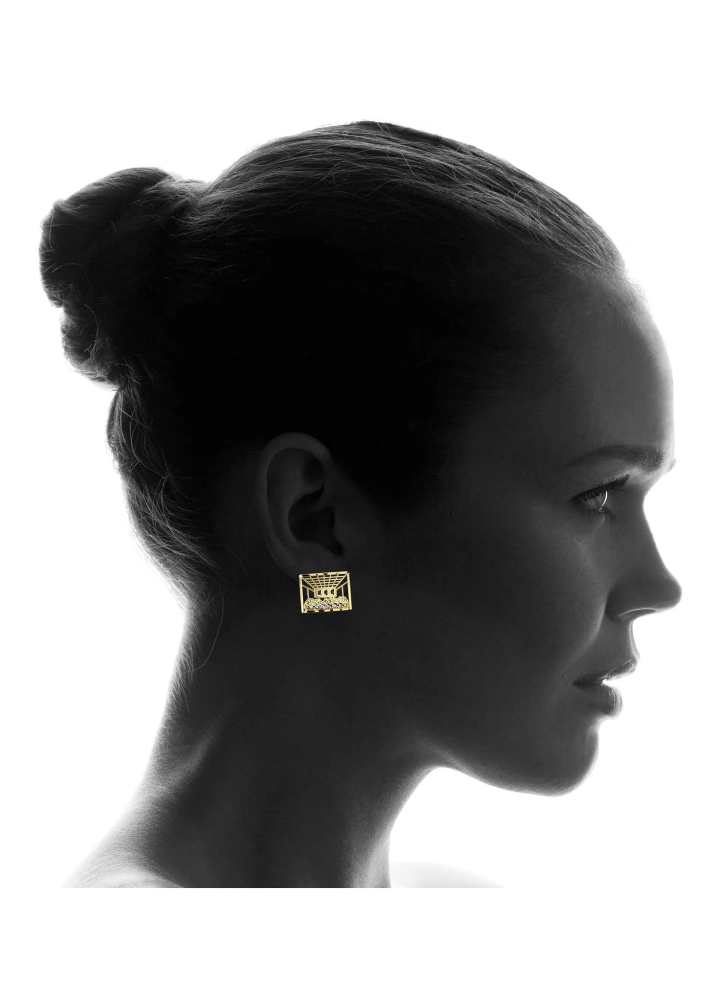 Last Supper 10K Yellow Gold Studs | Appx. Diameter 0.75 Inches - Image 4