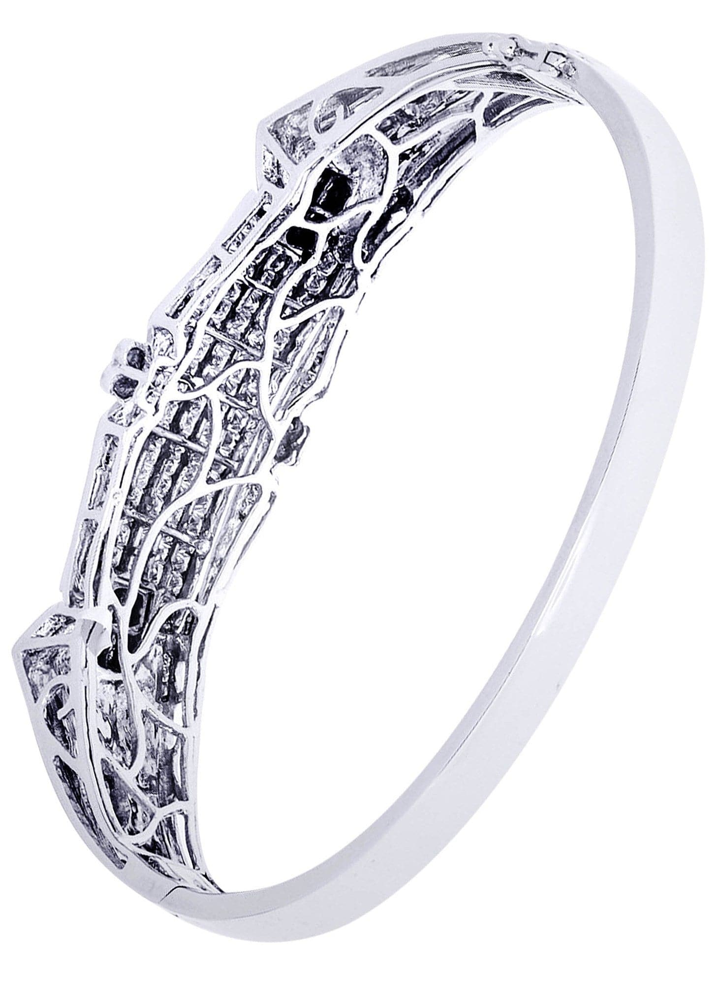 Mens Diamond Bangle White Gold| 3.47 Carats| 31.62 Grams - Image 3