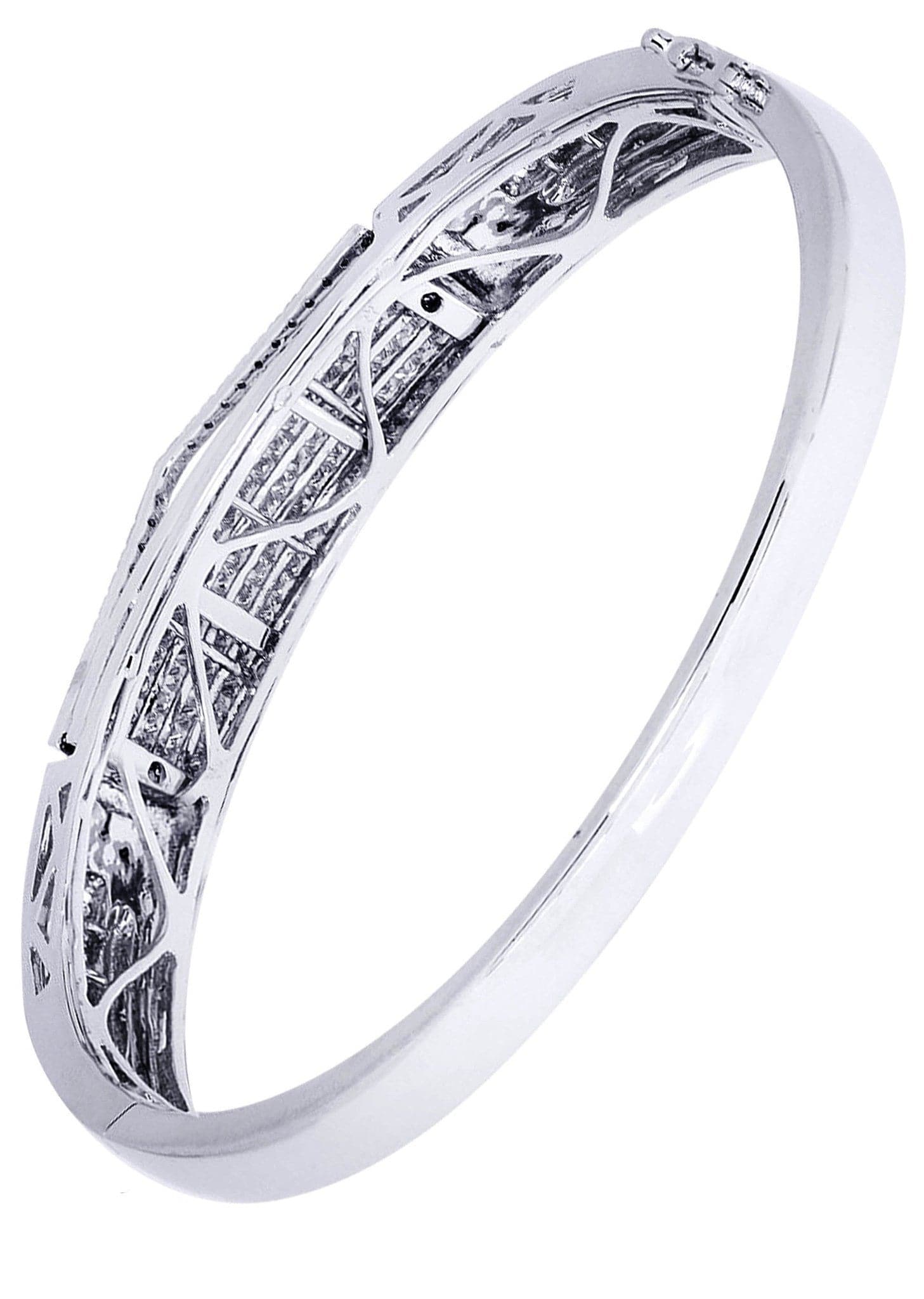 Mens Diamond Bangle White Gold| 3.68 Carats| 34.76 Grams - Image 2