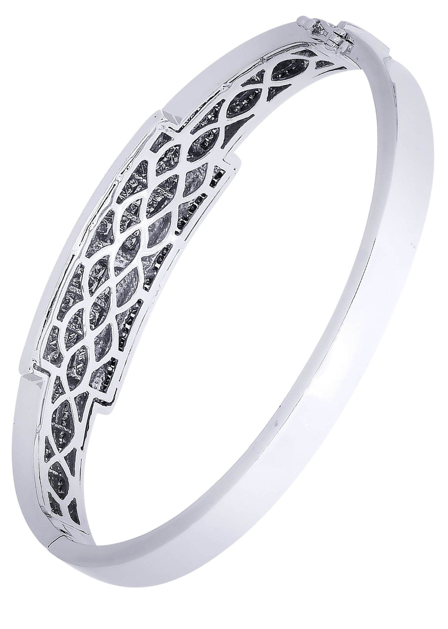 Mens Diamond Bangle White Gold| 3.74 Carats| 41.51 Grams - Image 3