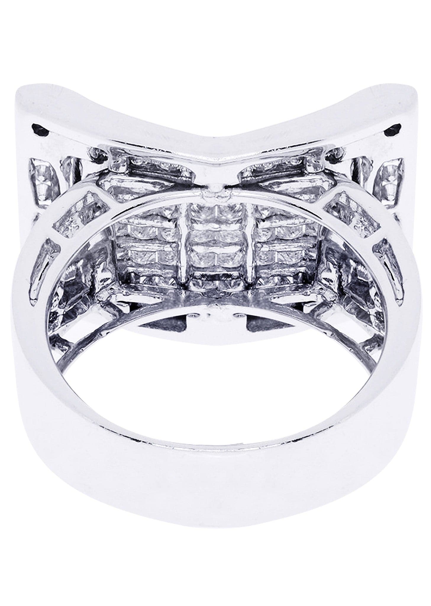 White Gold Mens Diamond Ring| 0.37 Carats| 11.87 Grams - Image 3