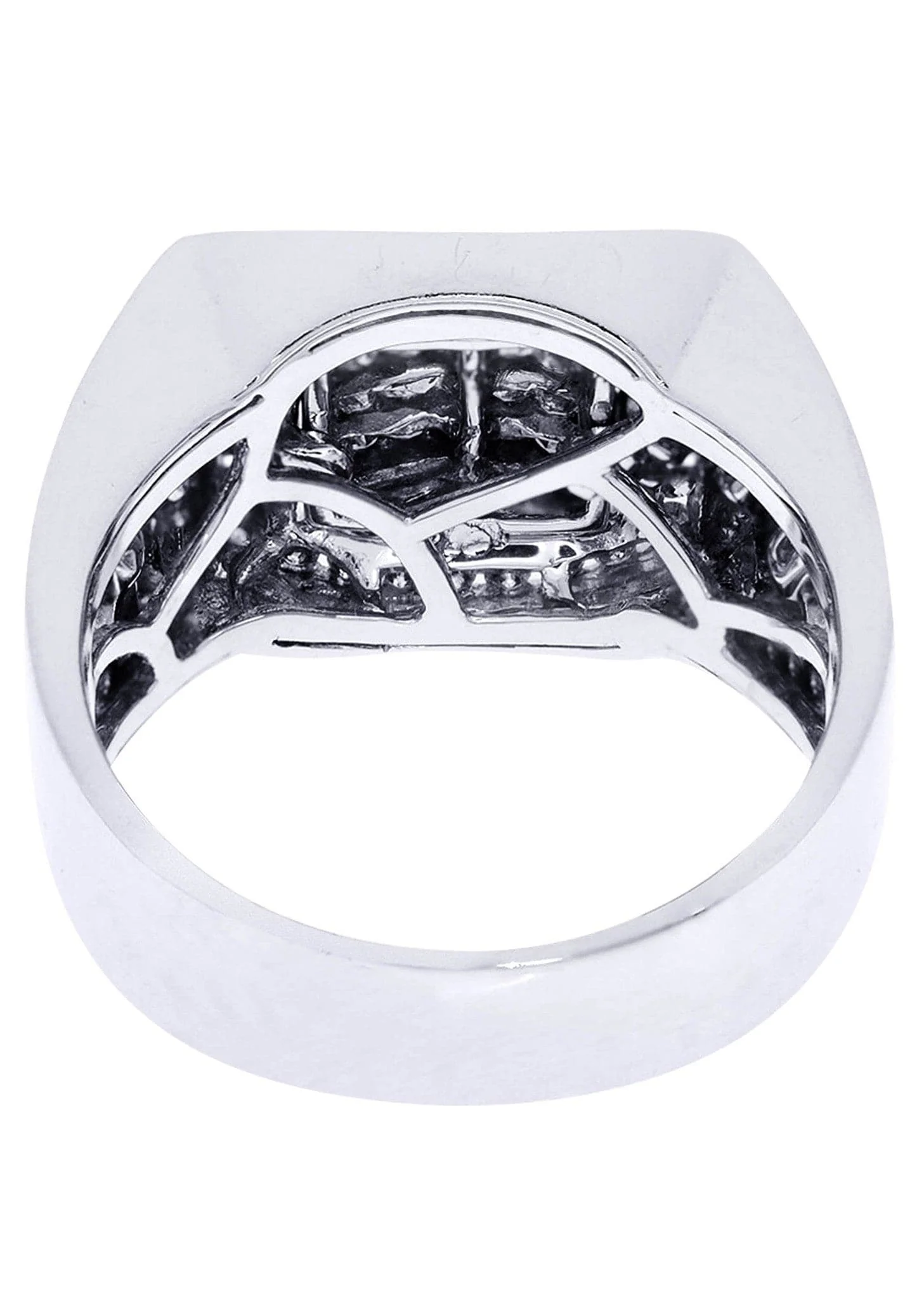 White Gold Mens Diamond Ring| 0.68 Carats| 12.99 Grams - Image 3