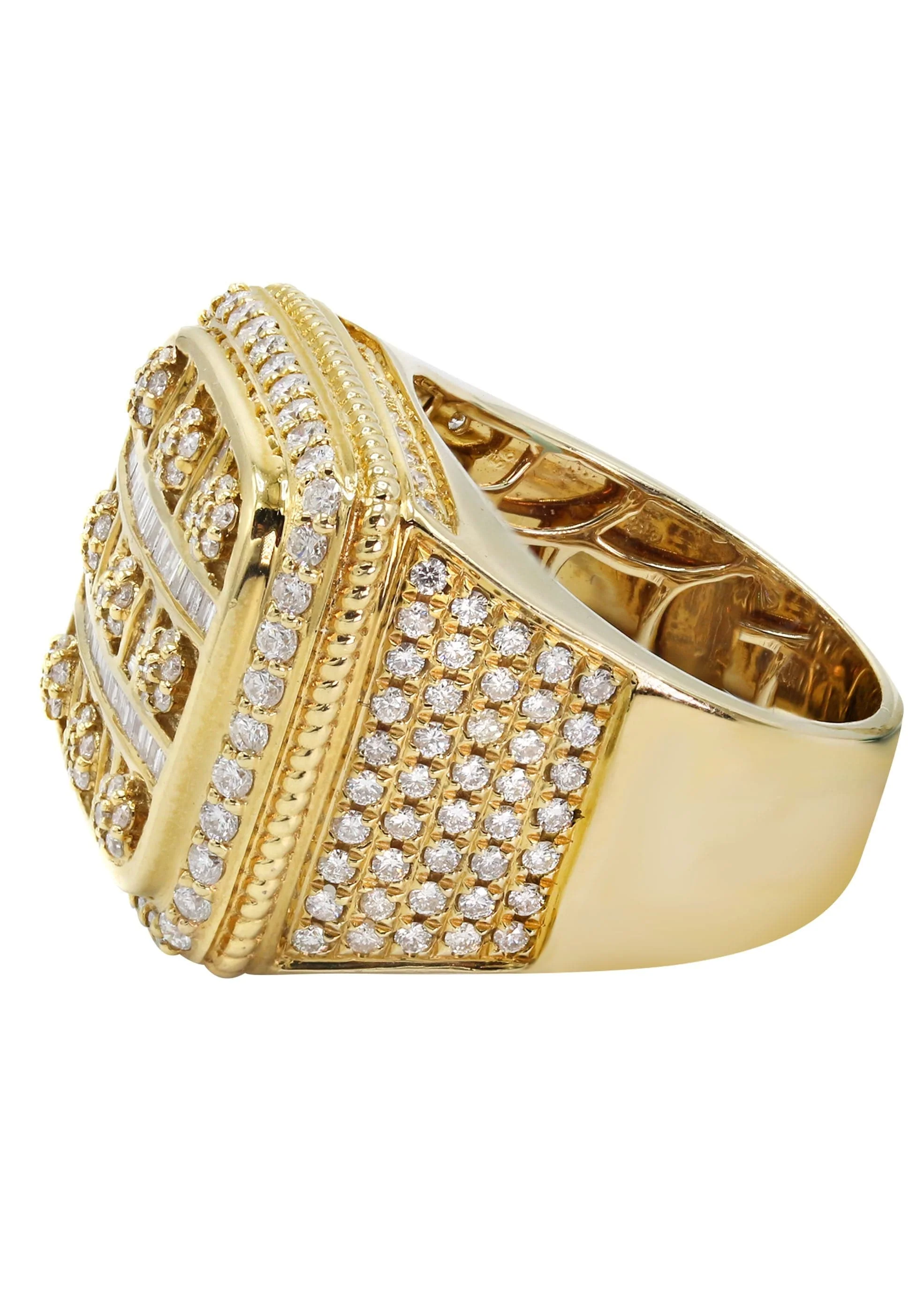 Mens Diamond Ring | 2.38 Carats | 17.68 Grams - Image 2